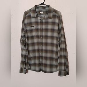REI Men's Long Sleeve, Button Down Shirt.